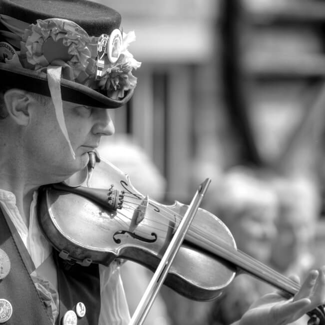 5b6d362fe79f7-UK Discover01